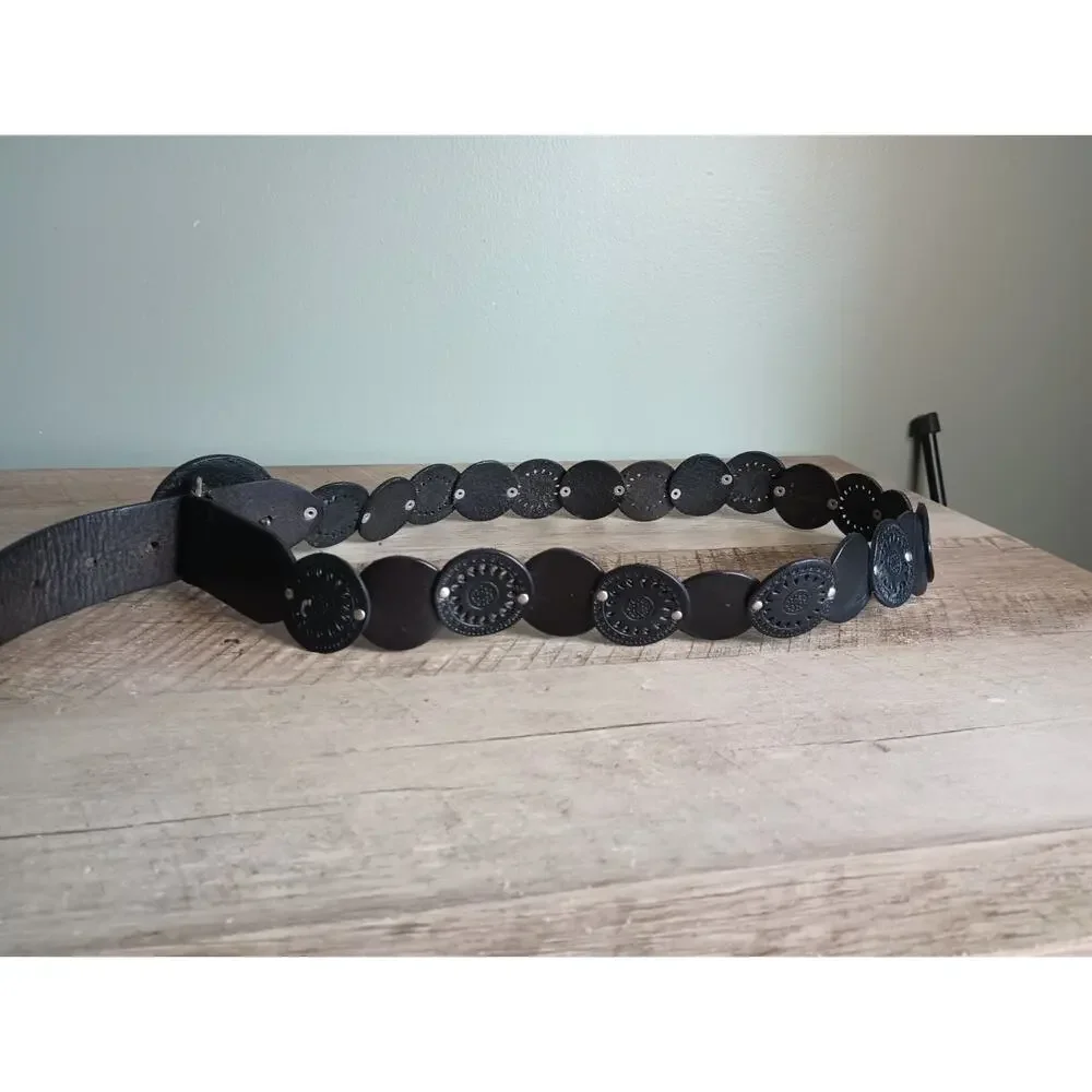 Fossil Women's Southwestern Leather Concho Belt M Boho Western Rustic Y2K